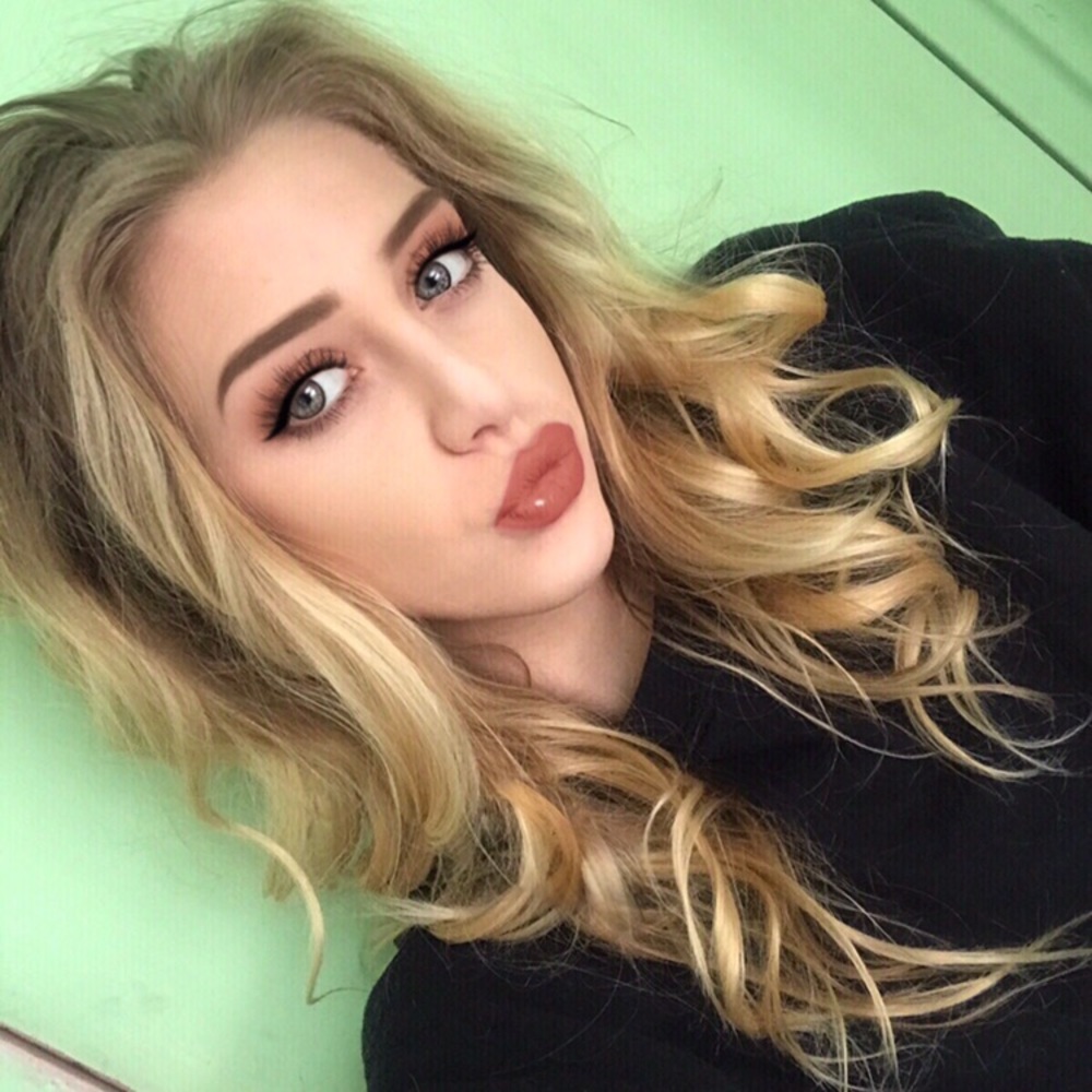 Meet your Posher, Emily - Picture 4 of 6